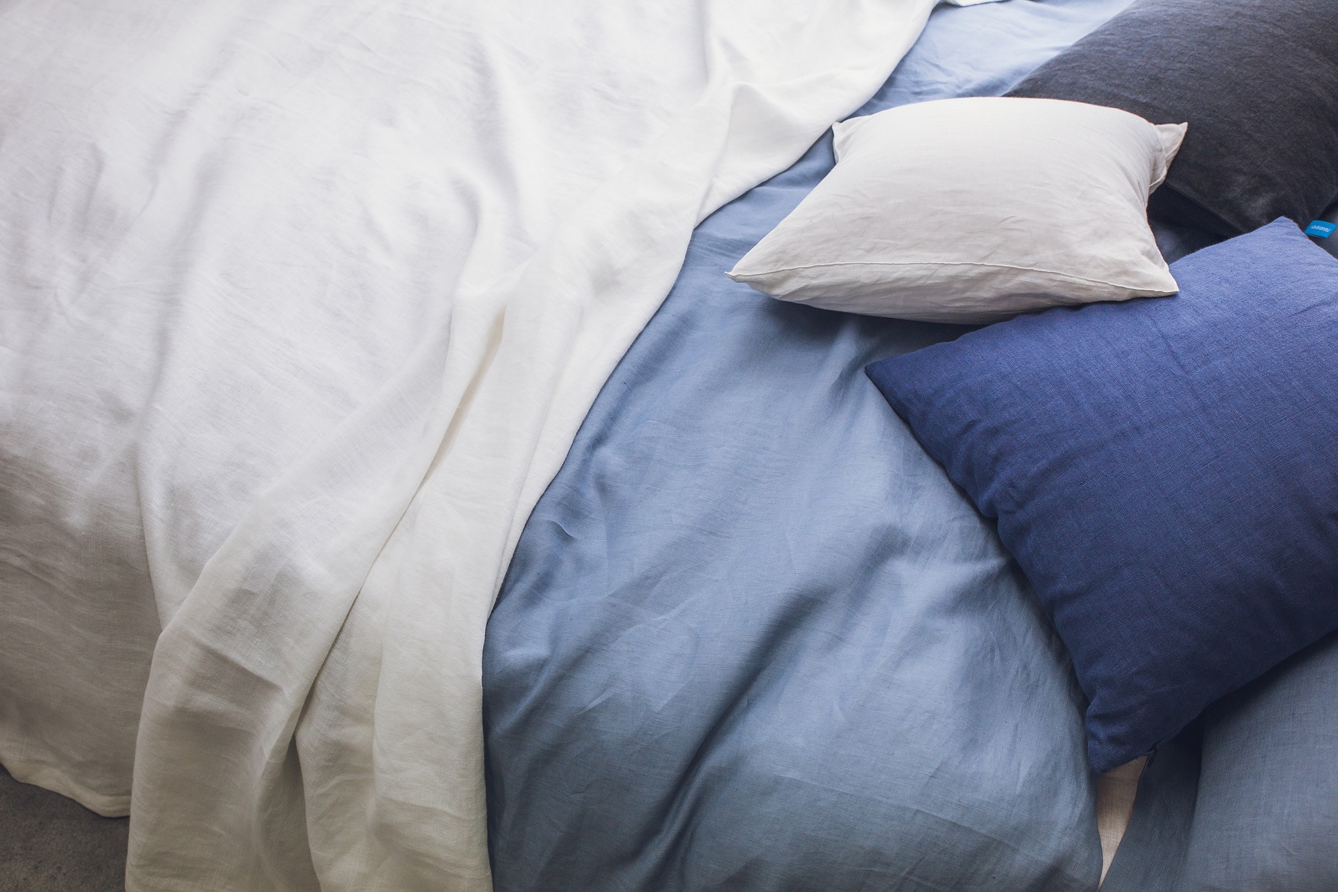 Comment mettre une housse de couette : mes conseils - Lifestyle magazine